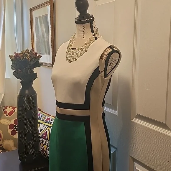 Calvin Klein Green, Cream and Black Slimming Pencil Dress, Size 4. - Picture 2 of 11